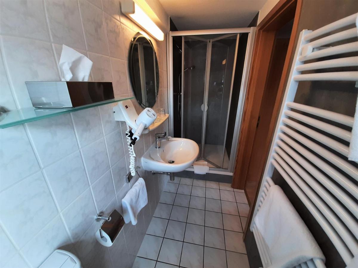 Wanfried Landhotel Gemeindeschaenke מראה חיצוני תמונה